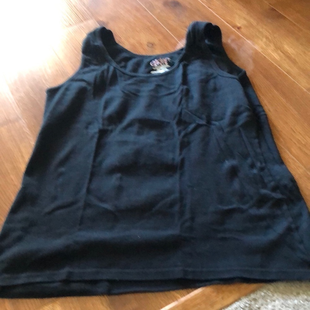 Gildan black cotton tank top in size XL